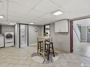 3822 Shelby Road, Lynnwood WA 98087