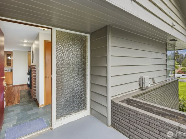 3822 Shelby Road, Lynnwood WA 98087