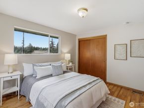 3822 Shelby Road, Lynnwood WA 98087