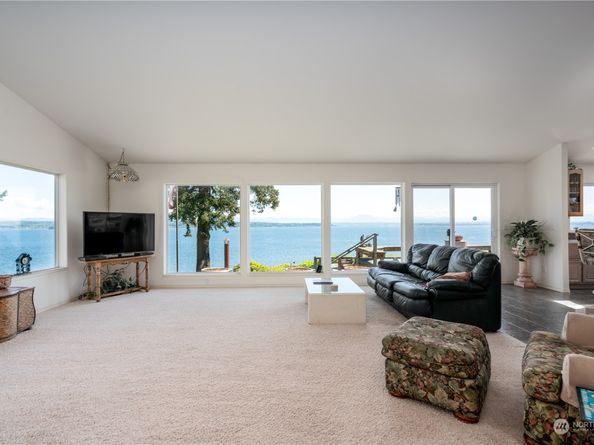 6 A Saratoga Drive, Hat Island WA 98206