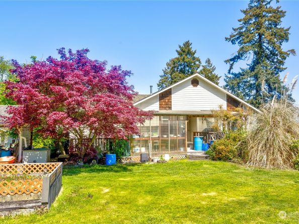 6 A Saratoga Drive, Hat Island WA 98206