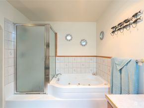 6 A Saratoga Drive, Hat Island WA 98206