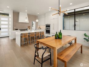 14315 NE 148th Place 6B, Woodinville WA 98072