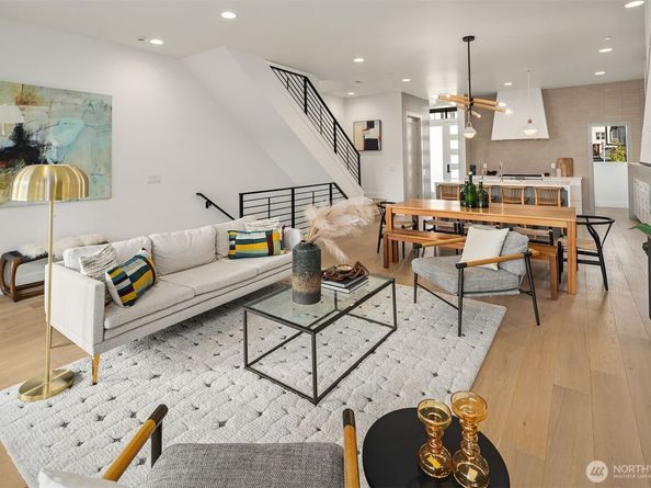 14315 NE 148th Place 6B, Woodinville WA 98072