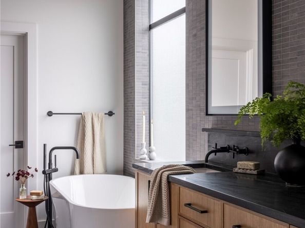 14315 NE 148th Place 6B, Woodinville WA 98072