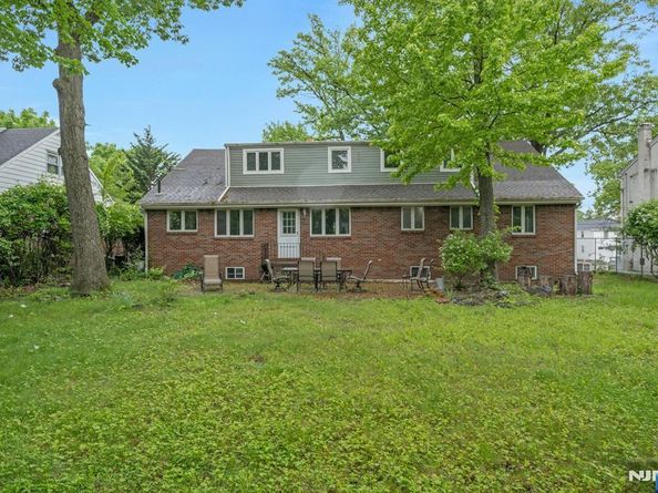 1082 Palisade Avenue, Fort Lee NJ 07024