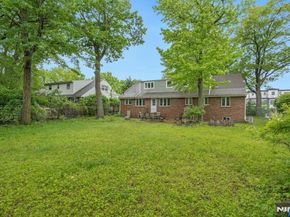 1082 Palisade Avenue, Fort Lee NJ 07024