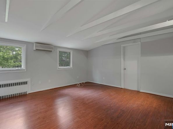 1082 Palisade Avenue, Fort Lee NJ 07024