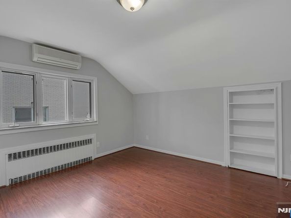 1082 Palisade Avenue, Fort Lee NJ 07024