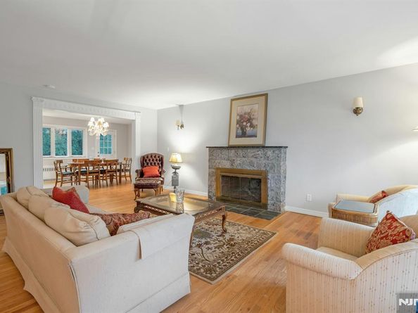 1082 Palisade Avenue, Fort Lee NJ 07024