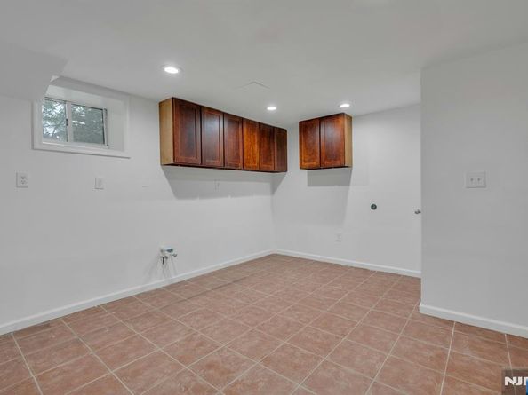 1082 Palisade Avenue, Fort Lee NJ 07024