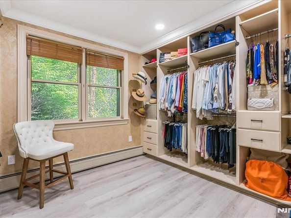 241 Lyncrest Road, Englewood Cliffs NJ 07632