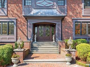 241 Lyncrest Road, Englewood Cliffs NJ 07632