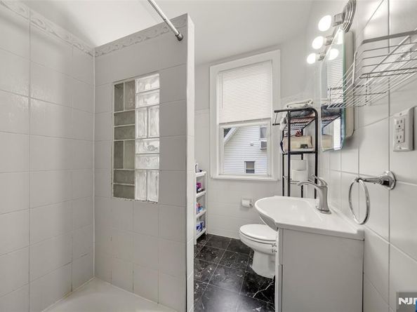 455 Broad Avenue, Leonia NJ 07605