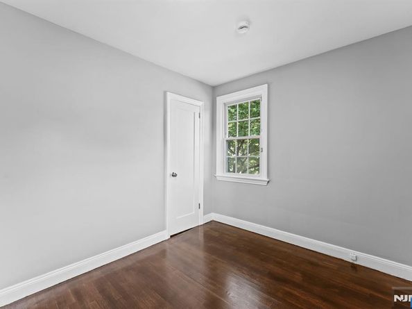 325 Central Avenue, Englewood NJ 07631