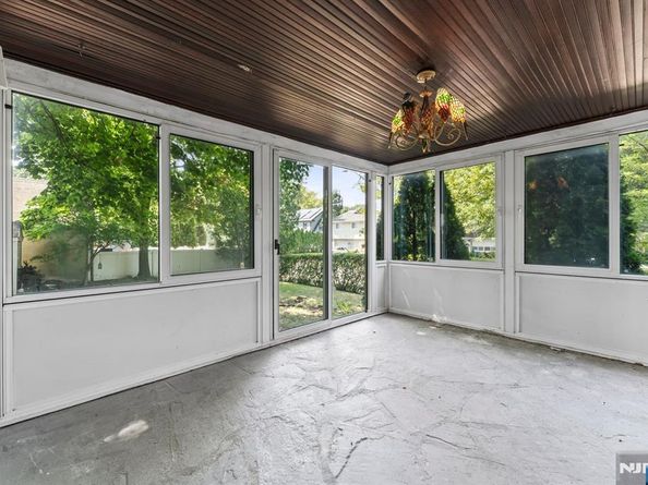 325 Central Avenue, Englewood NJ 07631