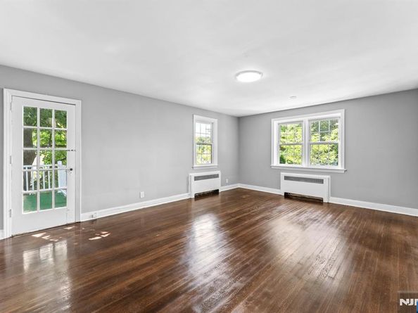 325 Central Avenue, Englewood NJ 07631