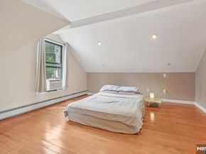 32 Hudson Terrace, Edgewater NJ 07020