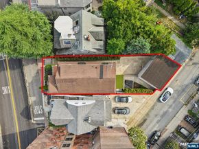 32 Hudson Terrace, Edgewater NJ 07020
