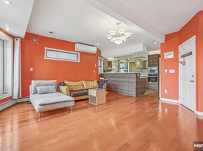 32 Hudson Terrace, Edgewater NJ 07020