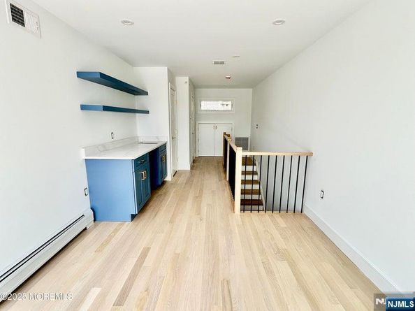 65 Knox Avenue, Cliffside Park NJ 07010