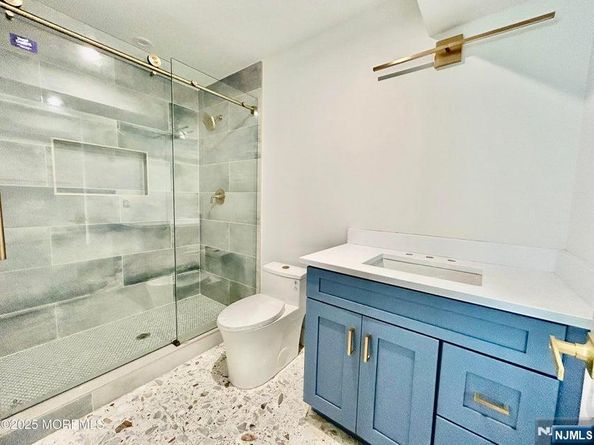 65 Knox Avenue, Cliffside Park NJ 07010