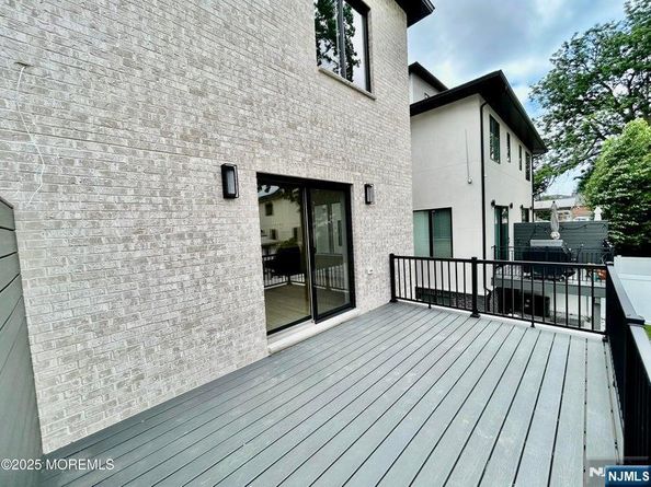 65 Knox Avenue, Cliffside Park NJ 07010