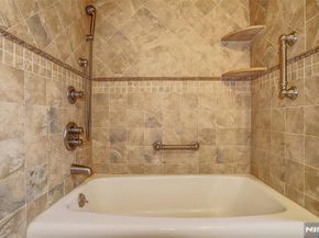 1106 Keswick Place, Fort Lee NJ 07024