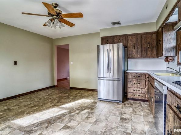 1106 Keswick Place, Fort Lee NJ 07024