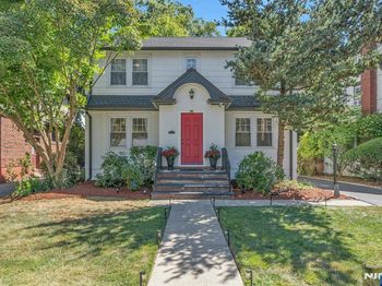 224 Hudson Avenue