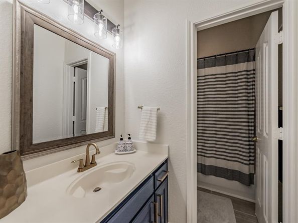 2731  Windstone Way , Corinth Texas 76210