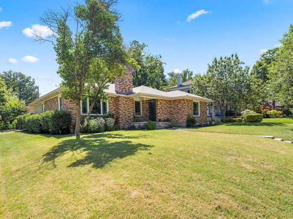 2801  5th Avenue , Fort Worth Texas 76110