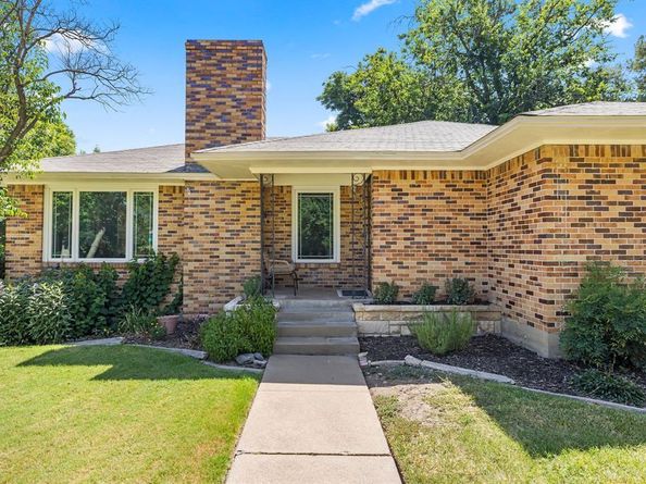 2801  5th Avenue , Fort Worth Texas 76110