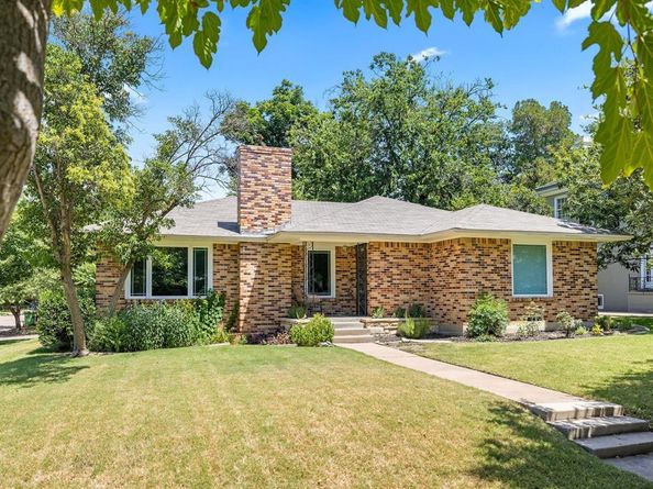 2801  5th Avenue , Fort Worth Texas 76110