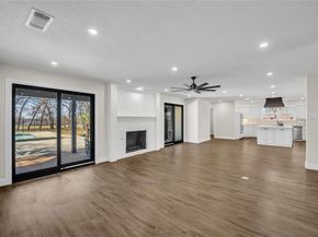 7004  Ledbetter Road , Arlington Texas 76001