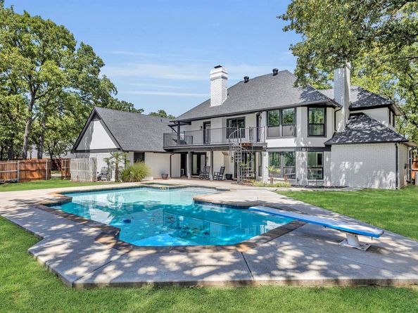 7004  Ledbetter Road , Arlington Texas 76001