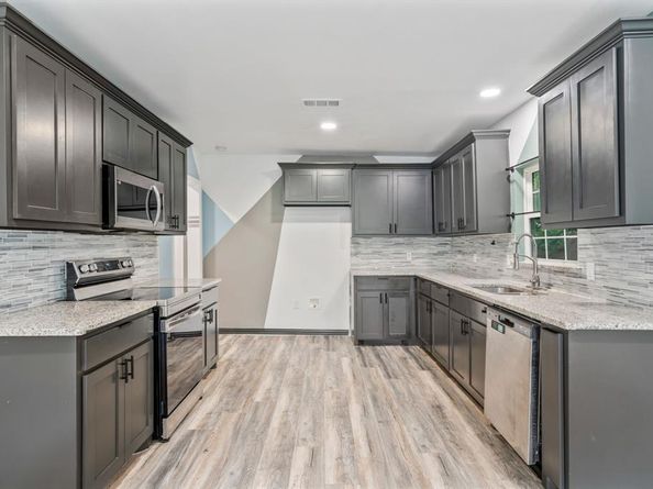 2914  Carpenter Avenue , Dallas Texas 75215