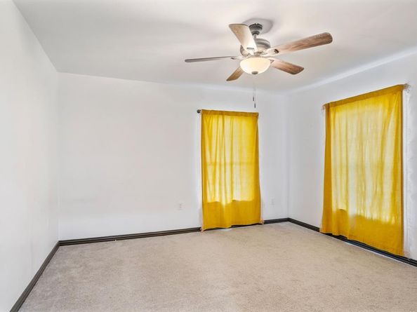 2914  Carpenter Avenue , Dallas Texas 75215