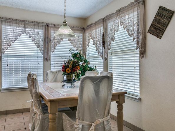 1408  Peregrine Street , Lewisville Texas 75077