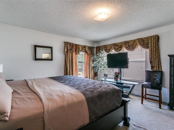 1408  Peregrine Street , Lewisville Texas 75077