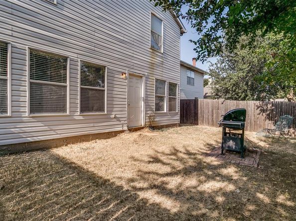 1408  Peregrine Street , Lewisville Texas 75077