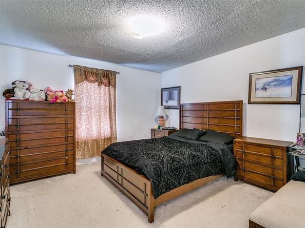 1408  Peregrine Street , Lewisville Texas 75077