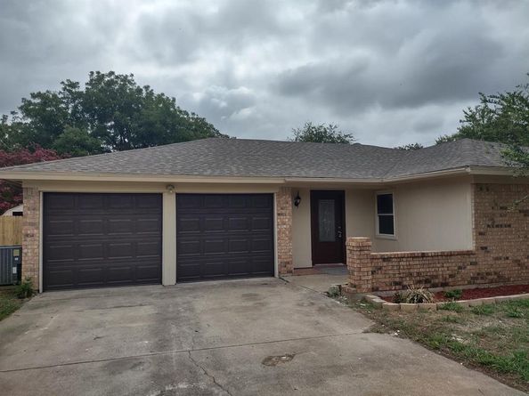 525  Andenwood Court , Everman Texas 76140