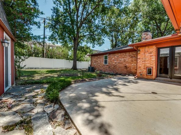 3144  Dorrington Drive , Dallas Texas 75228
