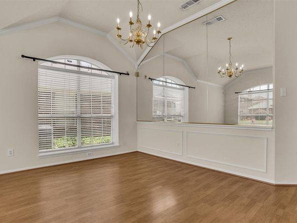 5621  Creekhollow Drive , Arlington Texas 76018