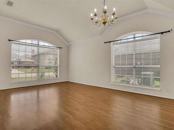 5621  Creekhollow Drive , Arlington Texas 76018