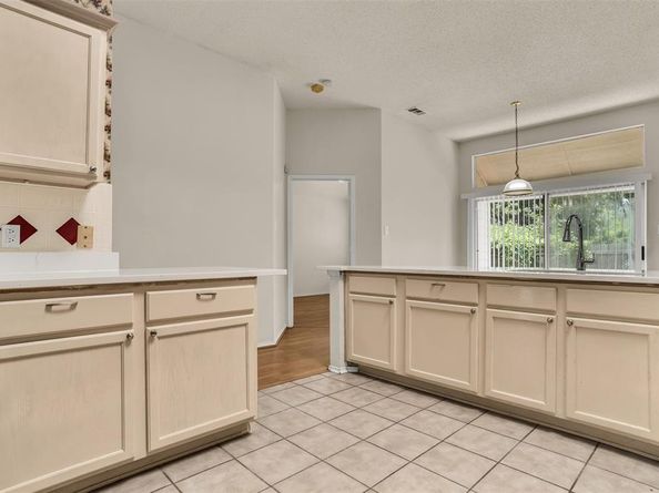 5621  Creekhollow Drive , Arlington Texas 76018