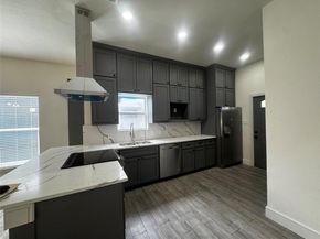 915 E Humbolt Street , Fort Worth Texas 76104