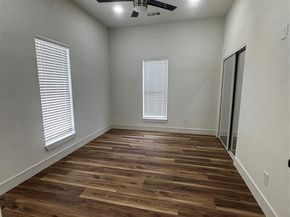 915 E Humbolt Street , Fort Worth Texas 76104