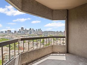 3030  Mckinney Avenue  1705, Dallas Texas 75204